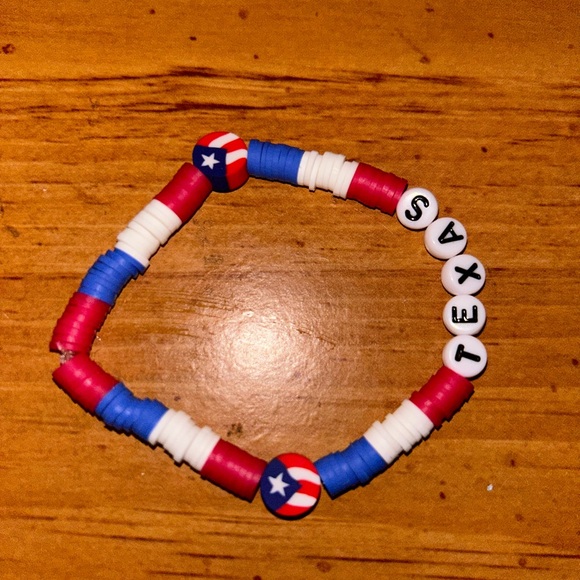 Texas (State) Heishi Bracelet - Picture 6 of 6